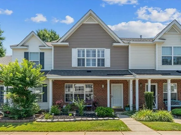 6314 Sweetbay Dr, Whitsett, NC 27377