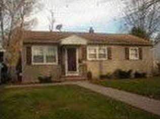 106 Cap Ln, Middlesex, NJ 08846