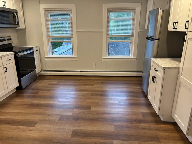 15 Bennett St #2 — Photo 3
