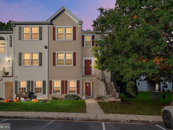 2nd image of 20 Amberstone Ct APT H