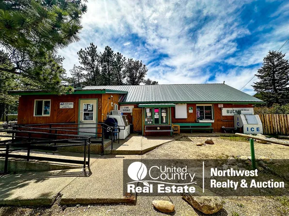 143 Whitcomb St, Zortman, MT 59546
