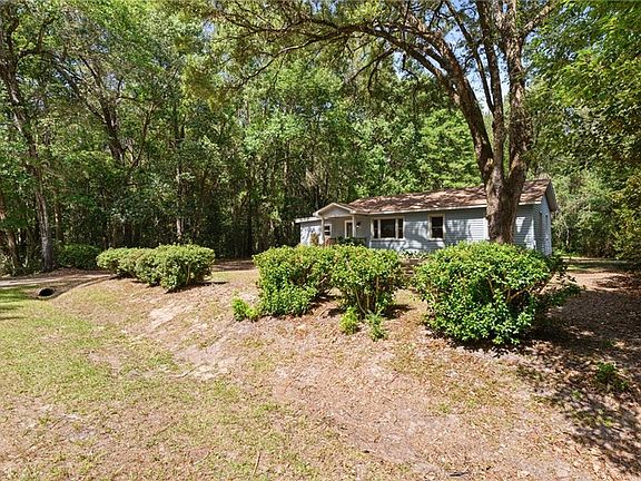 5th image of 2566 Riverside Dr