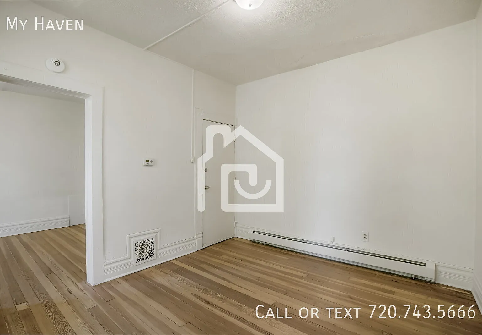 Charming 1BR in Denver's Whittier Neighborhood Steps from City Park — Photo 4