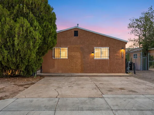 425 Grove St SE, Albuquerque, NM 87108