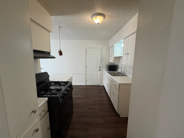 3920 Redstone Rd — Photo 5