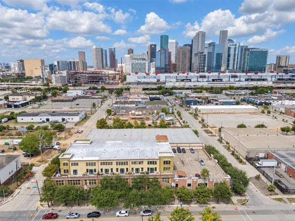 2323 Polk St APT 205, Houston, TX 77003