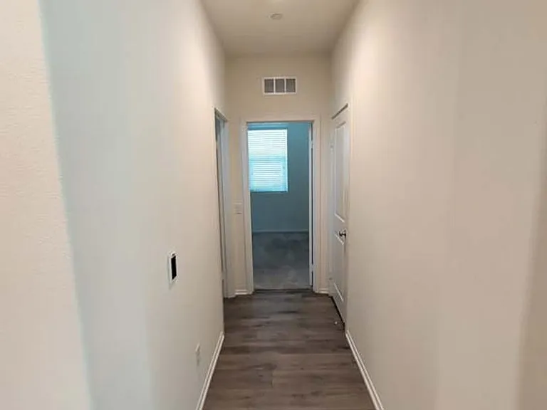 295 Fuerte Dr — Photo 9