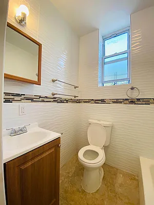 Rented by Amin Property Group Inc | media 20