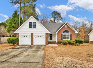 1689 Sykes Pond Rd, Fayetteville, NC 28304
