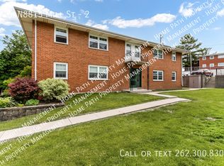 W164N8815 Mill St #2, Menomonee Falls, WI 53051