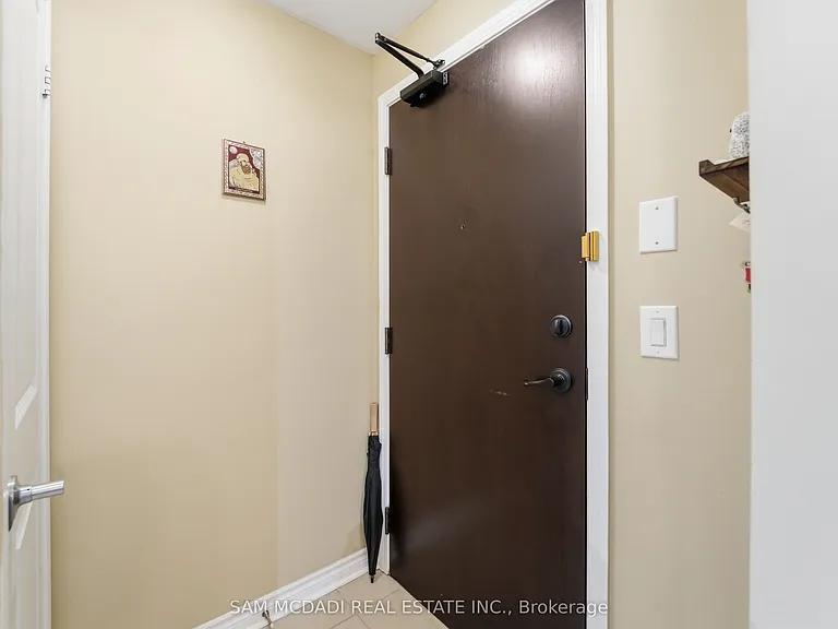 385 Prince Of Wales Dr #2312 — Photo 3