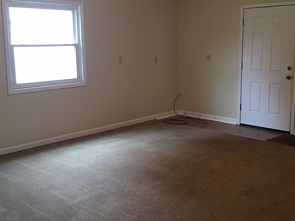 2nd image of 208 N Edgehill Ave
