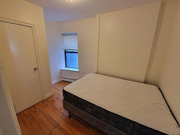 5th image of 157 W 106th St APT 3C