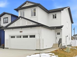 782 Nazarali Un, Saskatoon, SK S7V1X4