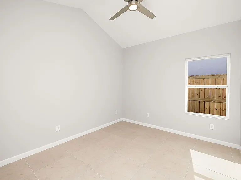 2701 Robin Rd — Photo 7