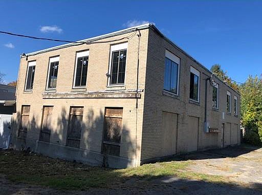 2nd image of 50 Frankfort St