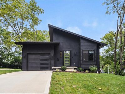 4445 Forest Ave, Kansas City, MO, 64110