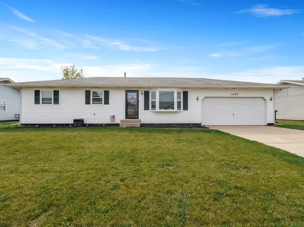 5103 Woodbridge Ave, Portage, IN 46368