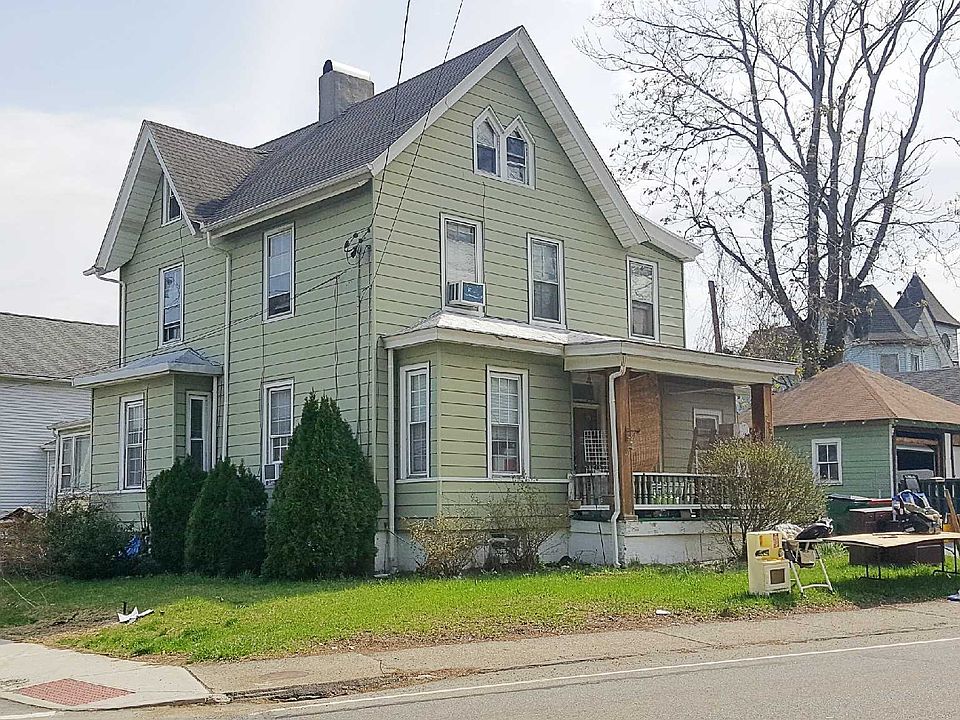 2nd image of 238 Fishkill Ave