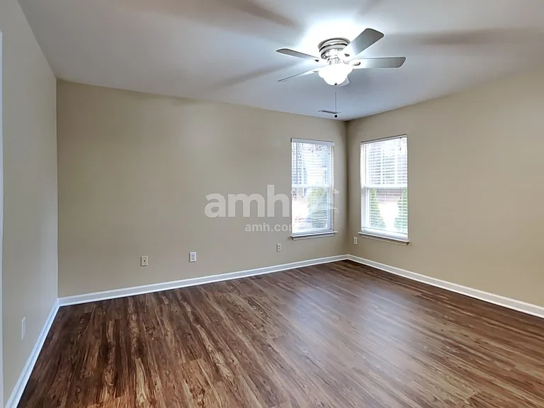 3801 Satinleaf Dr — Photo 8