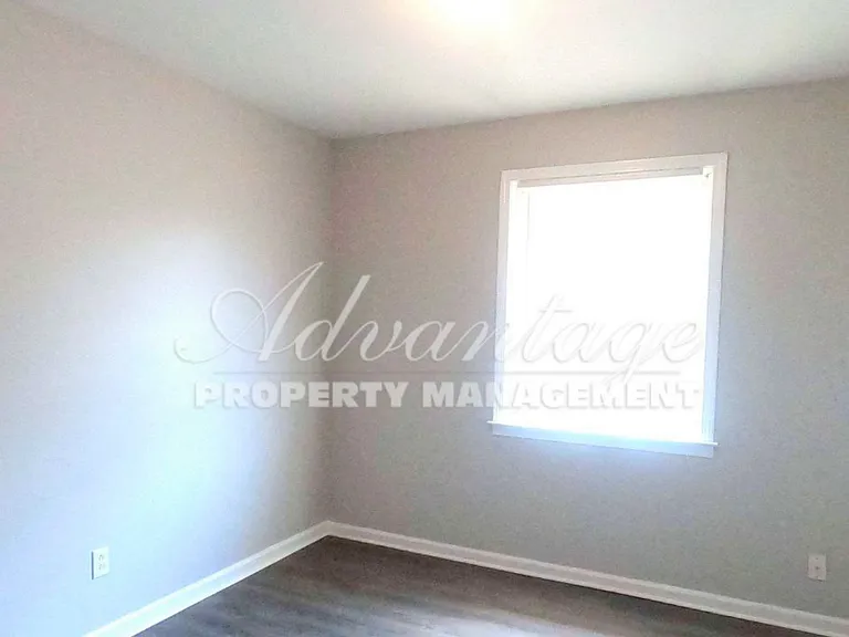3120 Beauchamp Dr — Photo 13