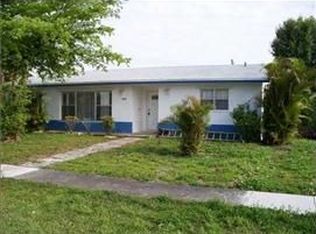 4431 NW 37th St, Lauderdale Lakes, FL 33319