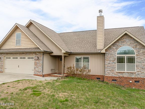 5th image of 4316 McGinnis Rd