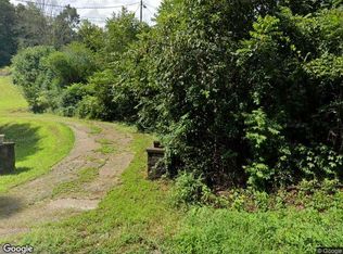 203 Abington Rd NW, Lenoir, NC 28645