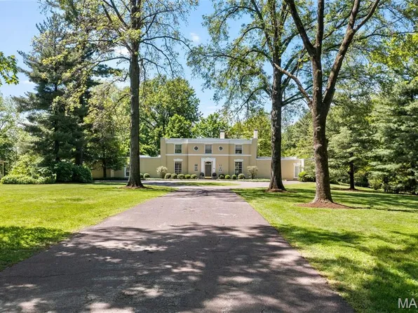 9450 Old Bonhomme Rd, Saint Louis, MO 63132