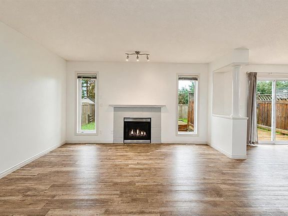 4th image of 8910 W Willow Dr