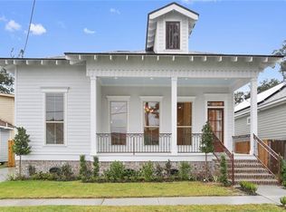 5128 Venus St, New Orleans, LA 70122