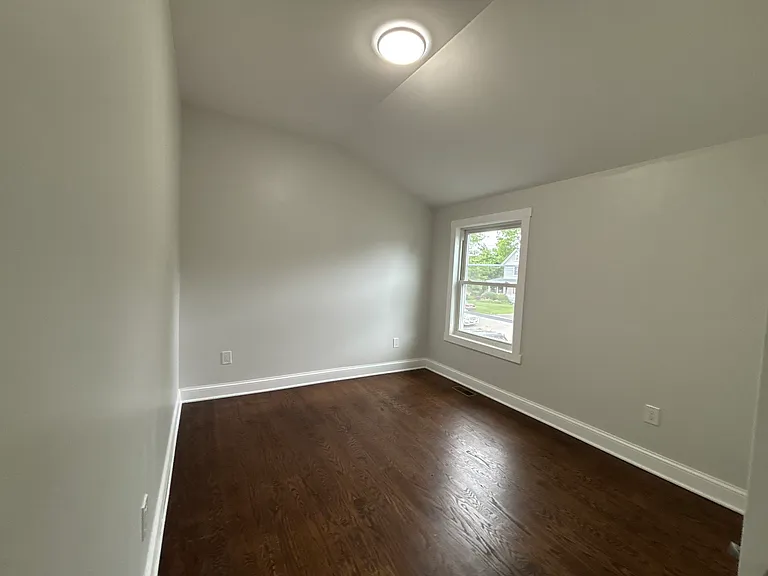 21 Prime Ave #1 — Photo 12