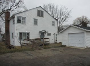 30510 Forest Dr, Burlington, WI
