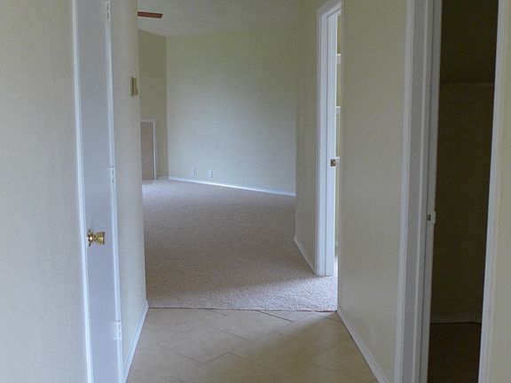 4th image of 1511 Clemson Dr