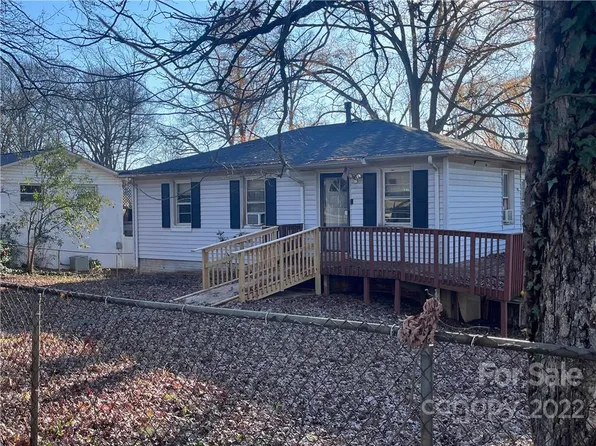 900 Herrin Ave, Charlotte, NC 28205