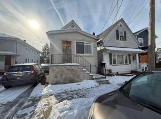 17 Emma Pl, Clifton City, NJ 07013