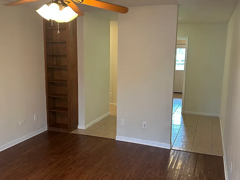 2351 Cornell Dr — Photo 3