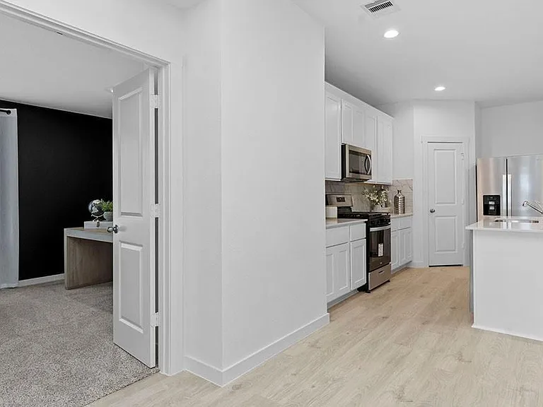 3402 Hopper Knoll Ln — Photo 7