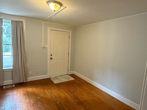 5th image of 36 King St