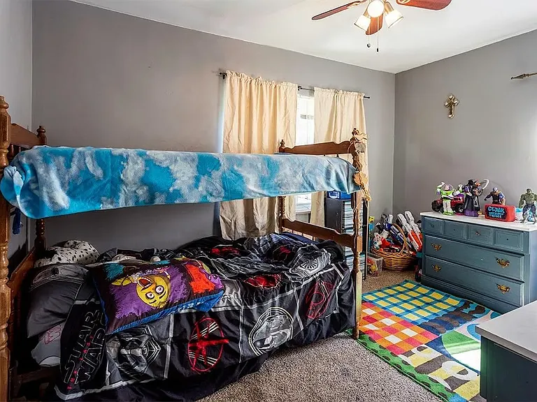 981 Glenna Dr — Photo 20