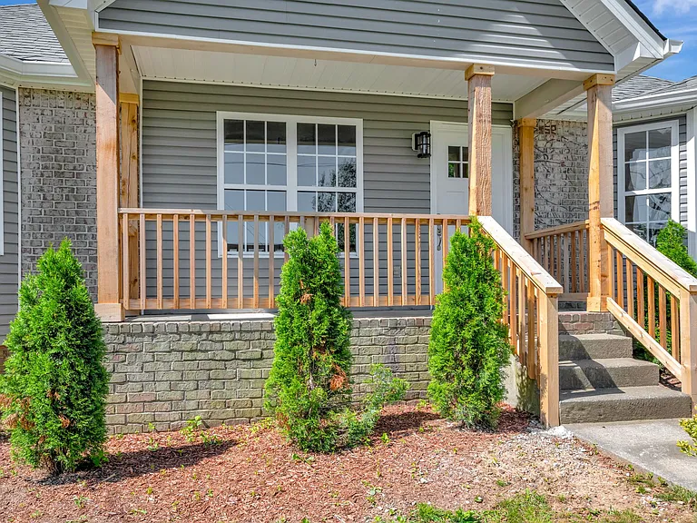 1245 Pierce Rd — Photo 4