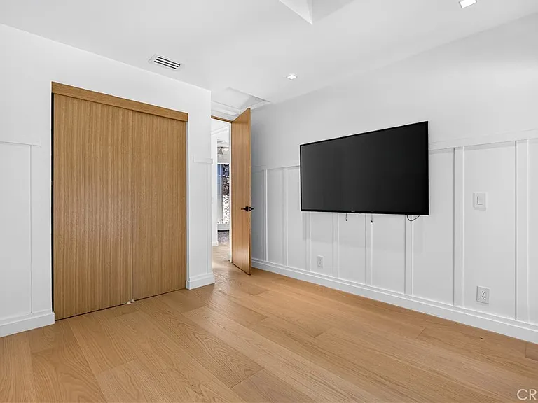 1312 Santanella Ter — Photo 30