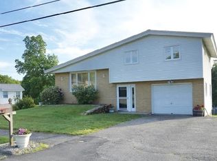17 Roman Dr, Shrewsbury, MA 01545