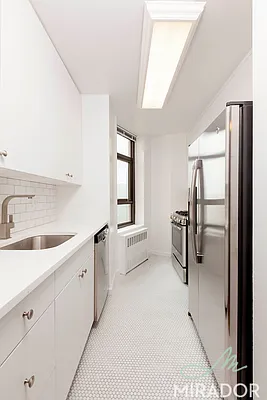 Rented by Mirador Real Estate | media 10