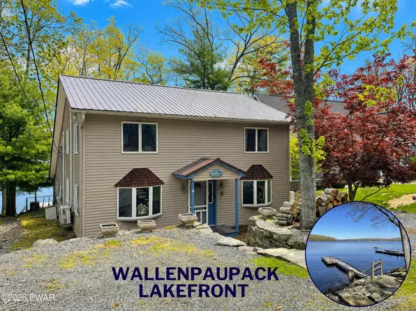 69 Lakeside Dr, Lakeville, PA 18438