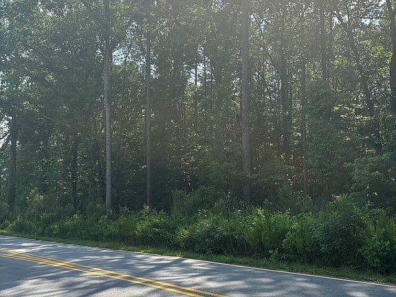 3rd image of 5156 Rock Springs Rd