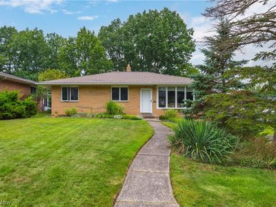 2600 Somia Dr, Parma, OH, 44134
