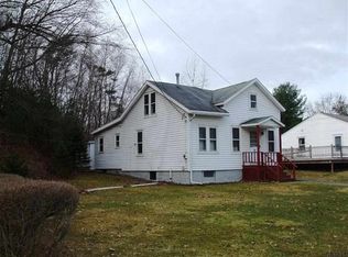 26 Marion Ave, Wynantskill, NY 12198
