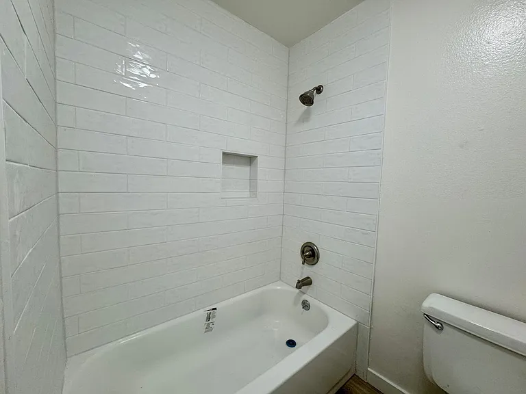 7631 Ellis Ave #B — Photo 13