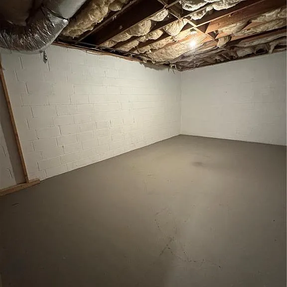 903 Woodlawn Dr NE — Photo 39